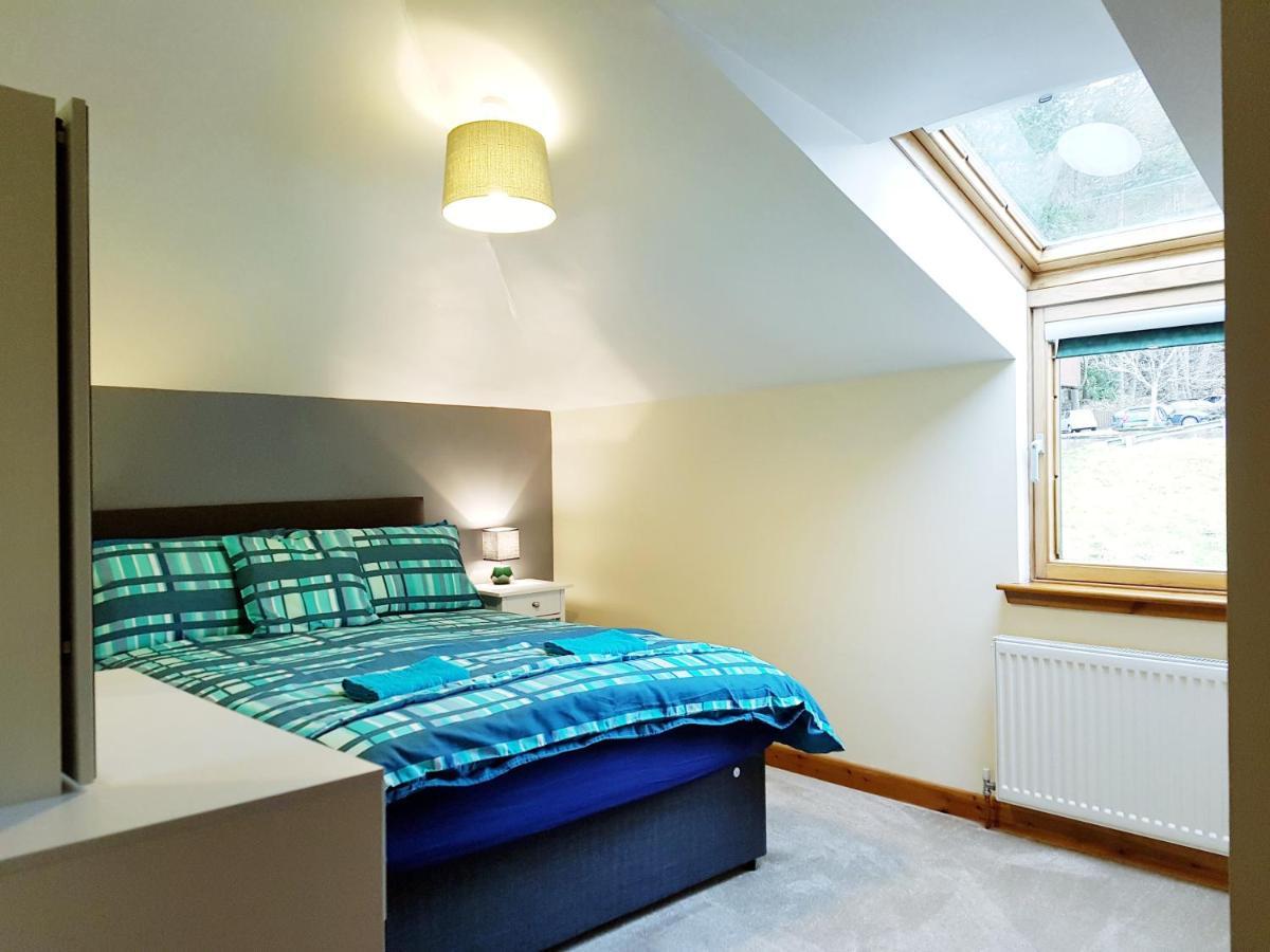Stylish 2 Bedroom - 2 Miles Inverness City Centre Exterior photo