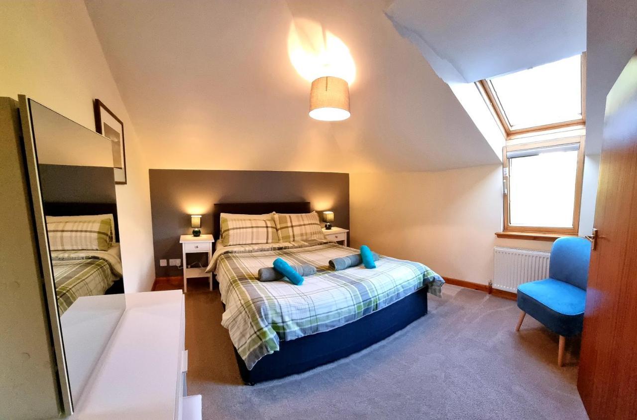 Stylish 2 Bedroom - 2 Miles Inverness City Centre Exterior photo